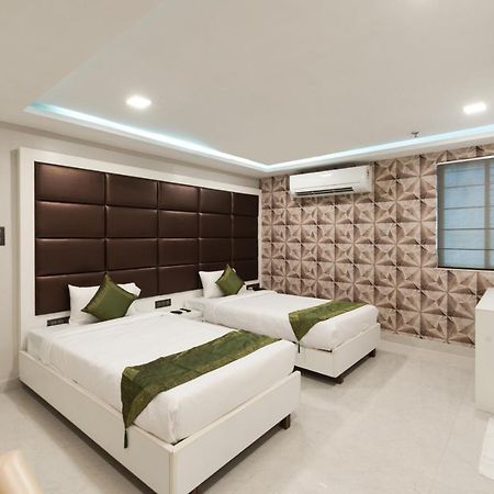 Treebo Trend Glorious Rim Rocks Palace Calcutta Exteriör bild