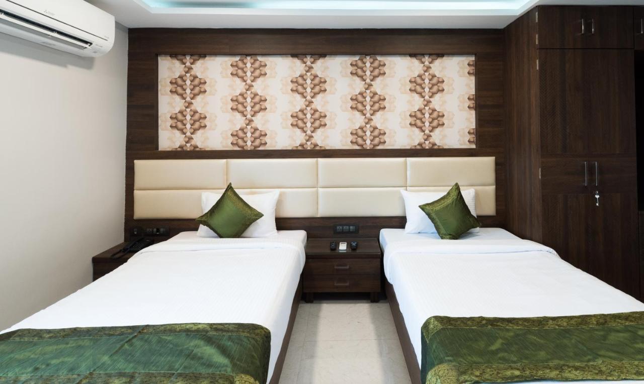 Treebo Trend Glorious Rim Rocks Palace Calcutta Exteriör bild