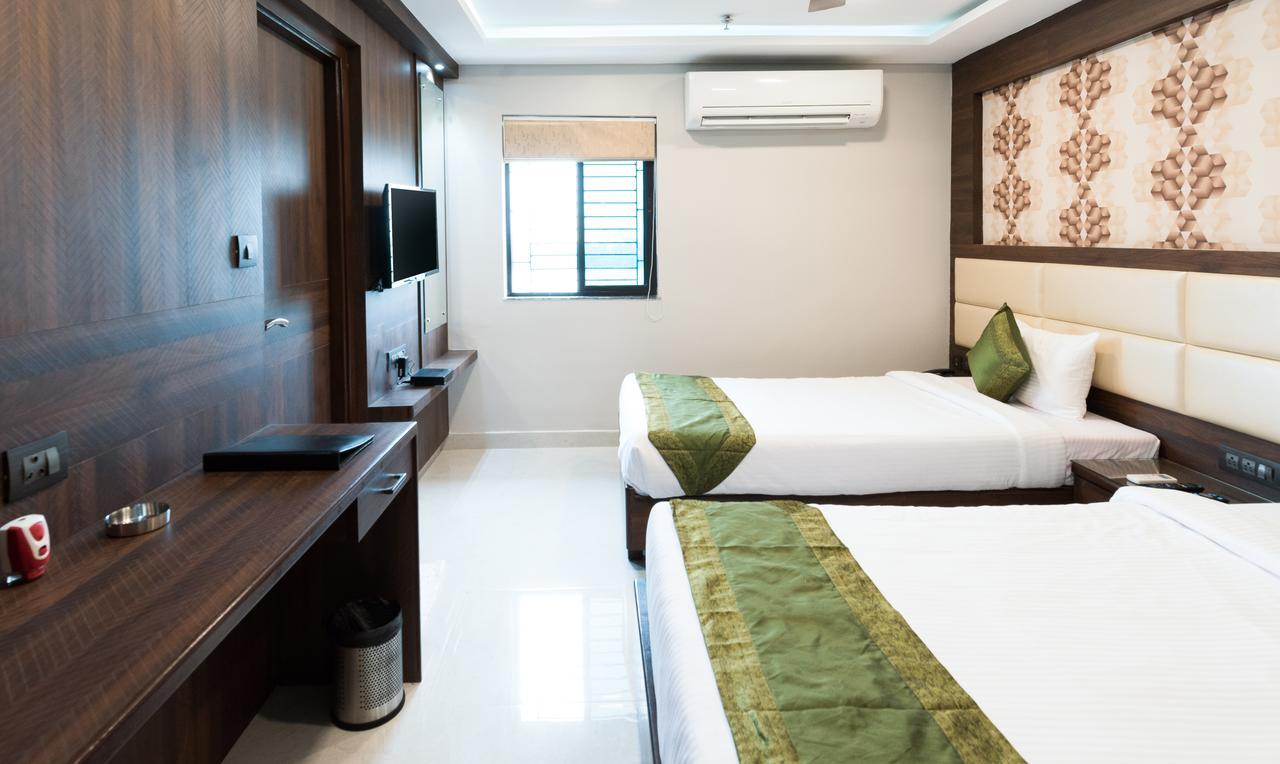 Treebo Trend Glorious Rim Rocks Palace Calcutta Exteriör bild