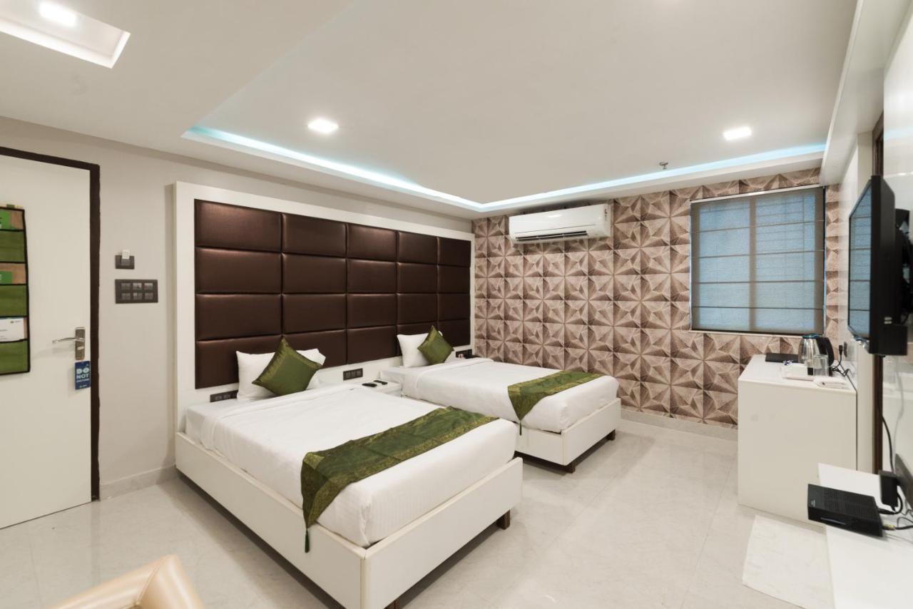 Treebo Trend Glorious Rim Rocks Palace Calcutta Exteriör bild